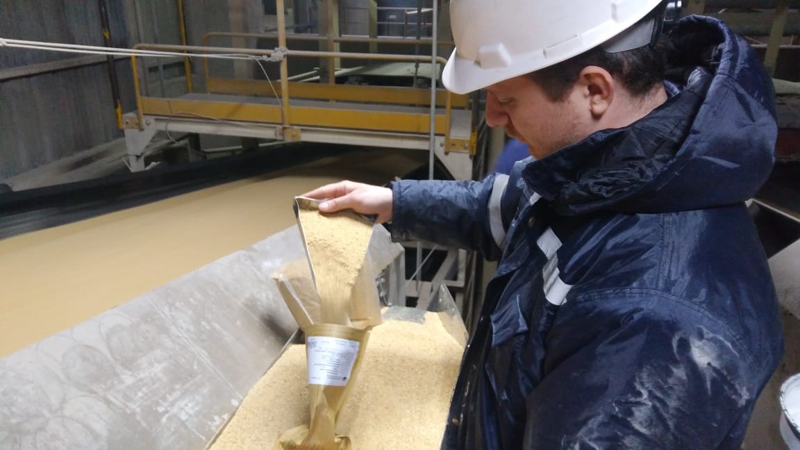 Sampling during operations